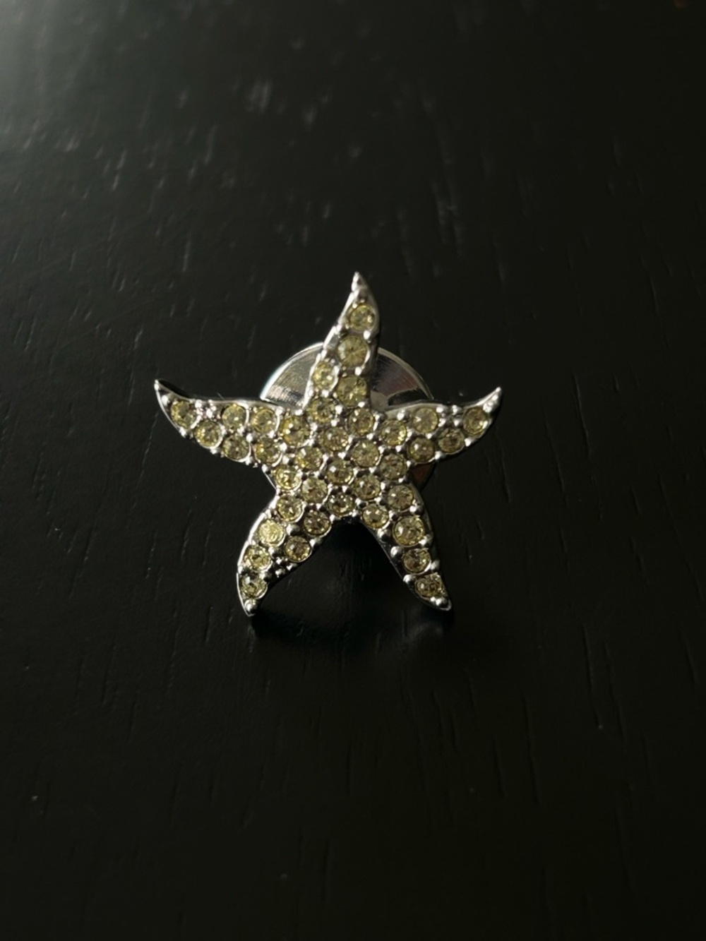 Swarovski Crystal Starfish Lapel Pin - Clear Rhinestones Genuine!